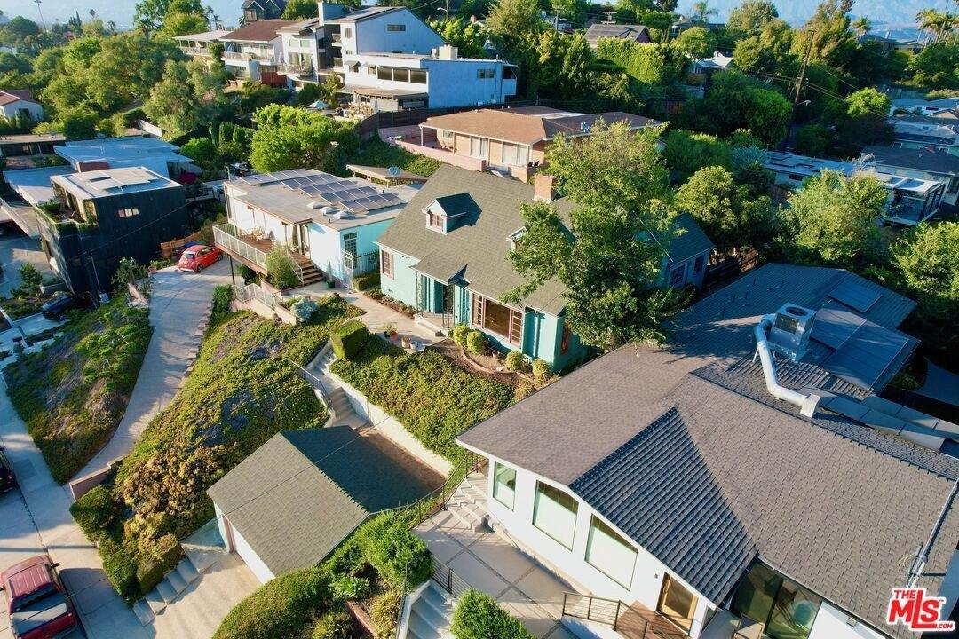 Armstrong Ave, Los Angeles, CA 90039