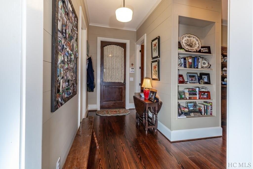 Cold Mountain Rd, Lake Toxaway, NC 28747