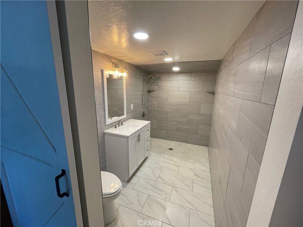 Brisbane St, Hemet, CA 92545
