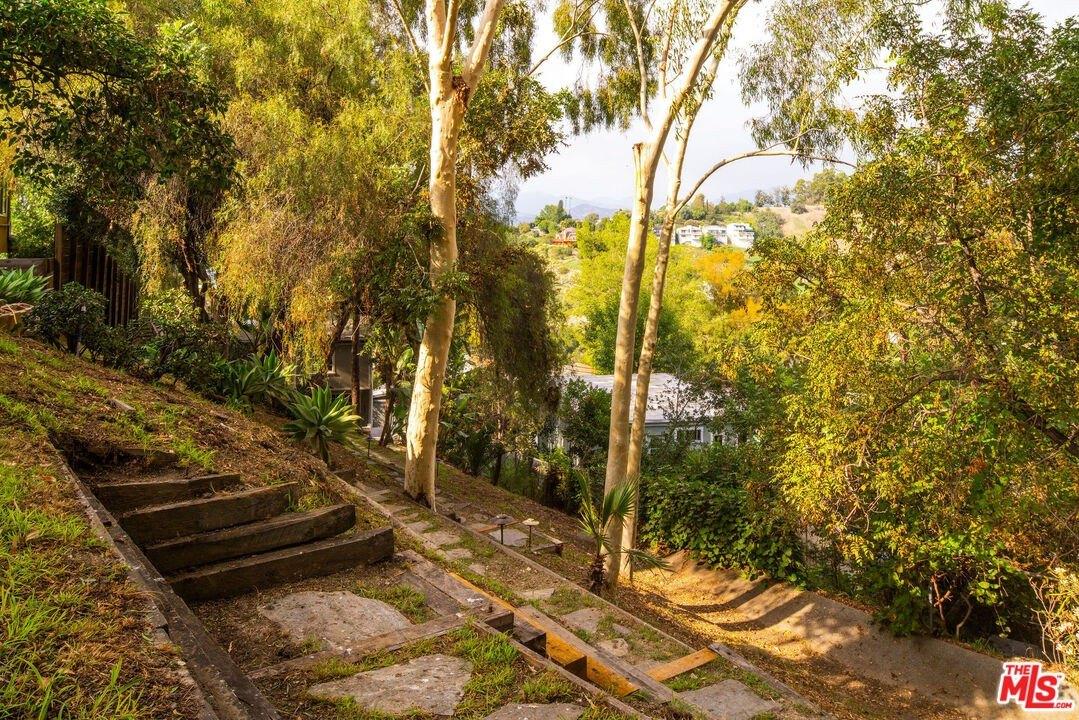 Latrobe St, Los Angeles, CA 90031