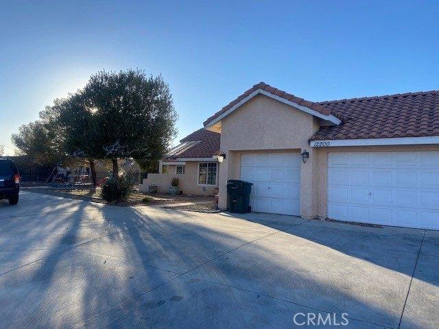 Iroquois Rd, Apple Valley, CA 92308