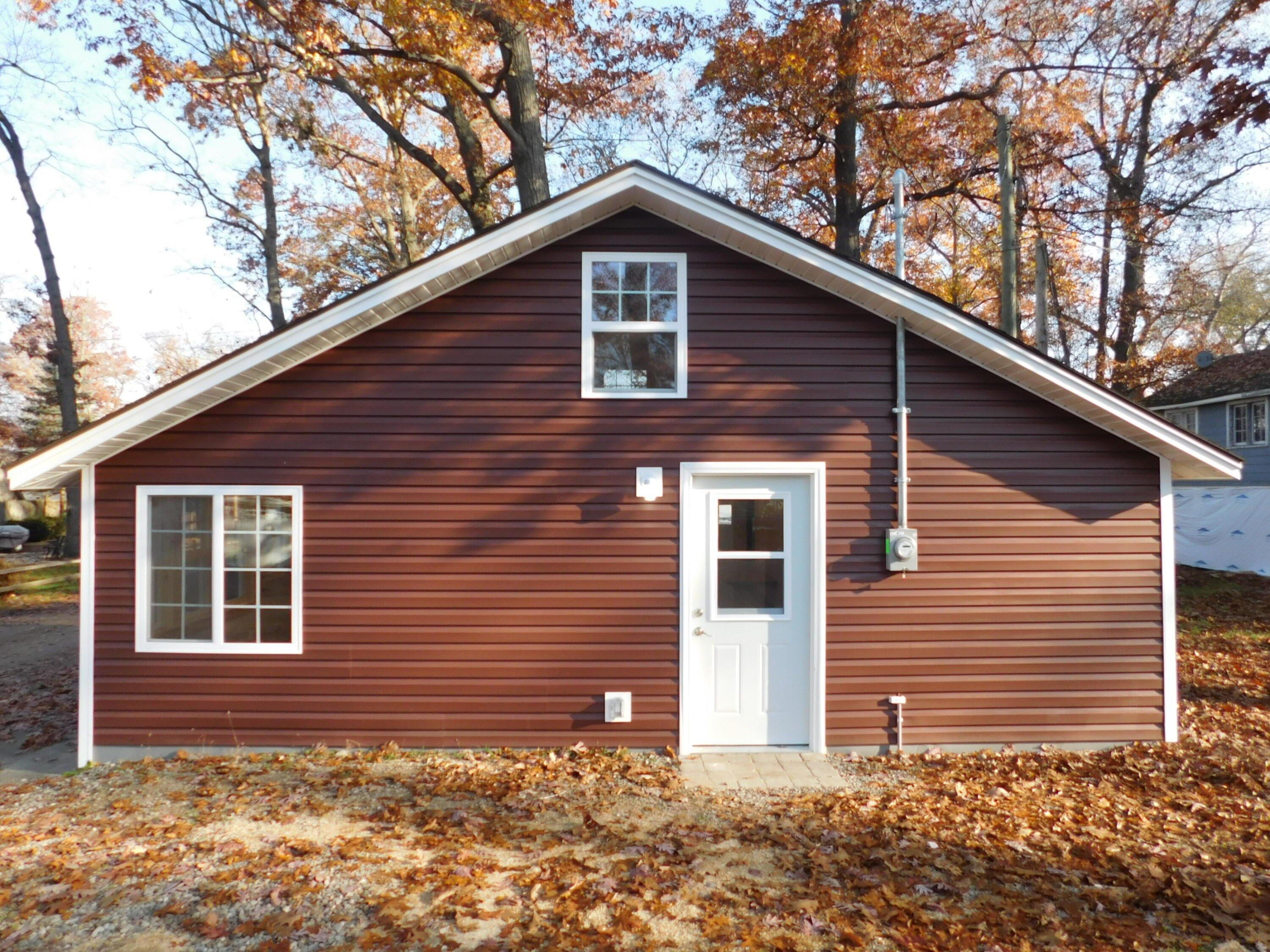 Hawley Center Dr, Coldwater, MI 49036