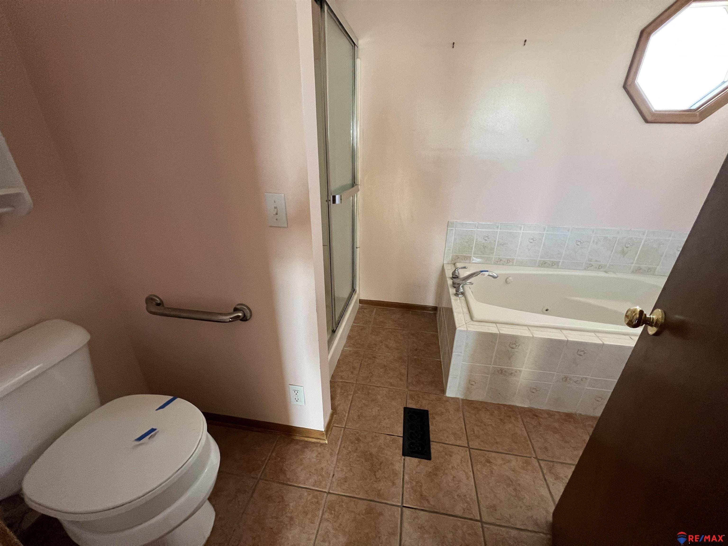 Park View Blvd, La Vista, NE 68128