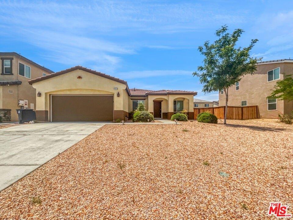 Half Dome Ave, Rosamond, CA 93560