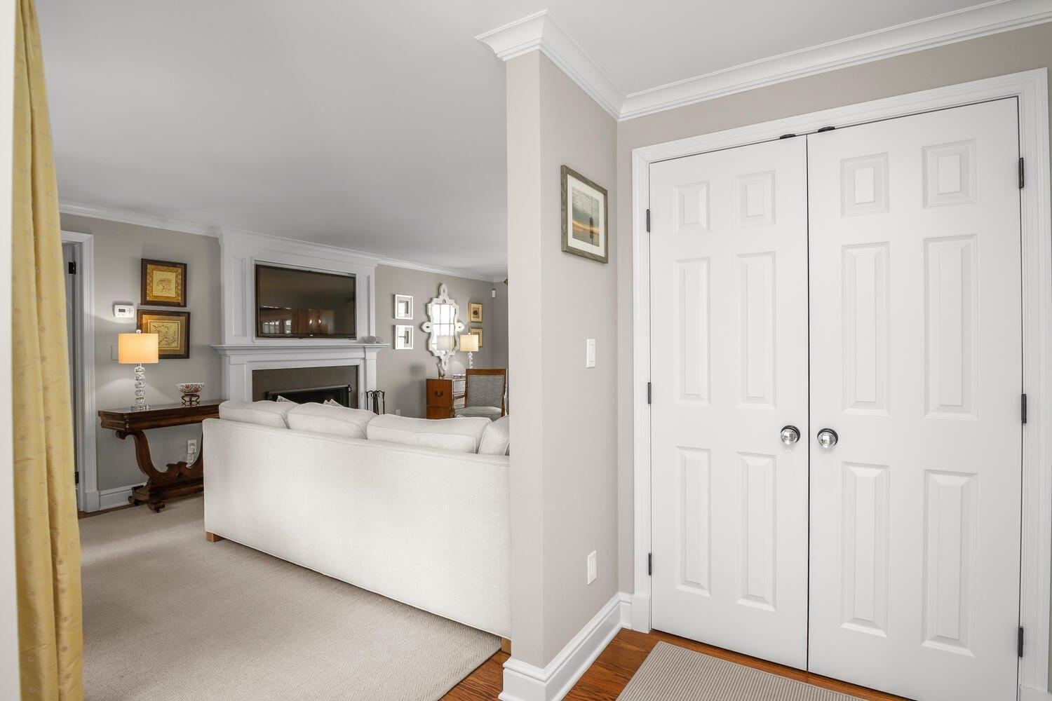 Pond St, Norwalk, CT 06853