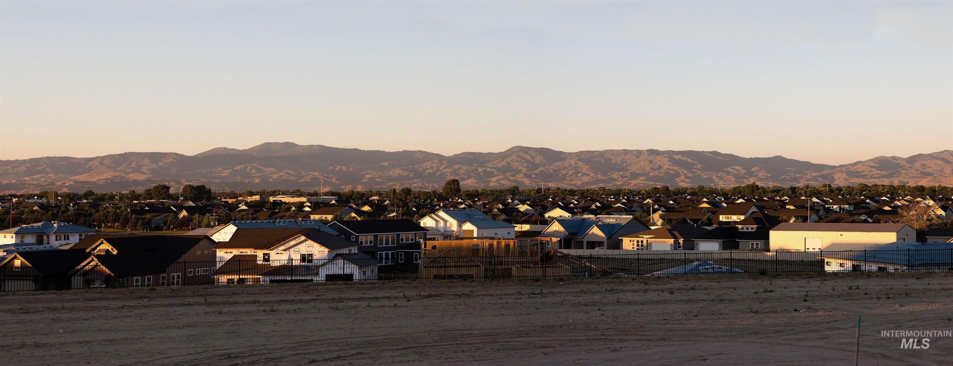 E Parulo Dr, Meridian, ID 83642