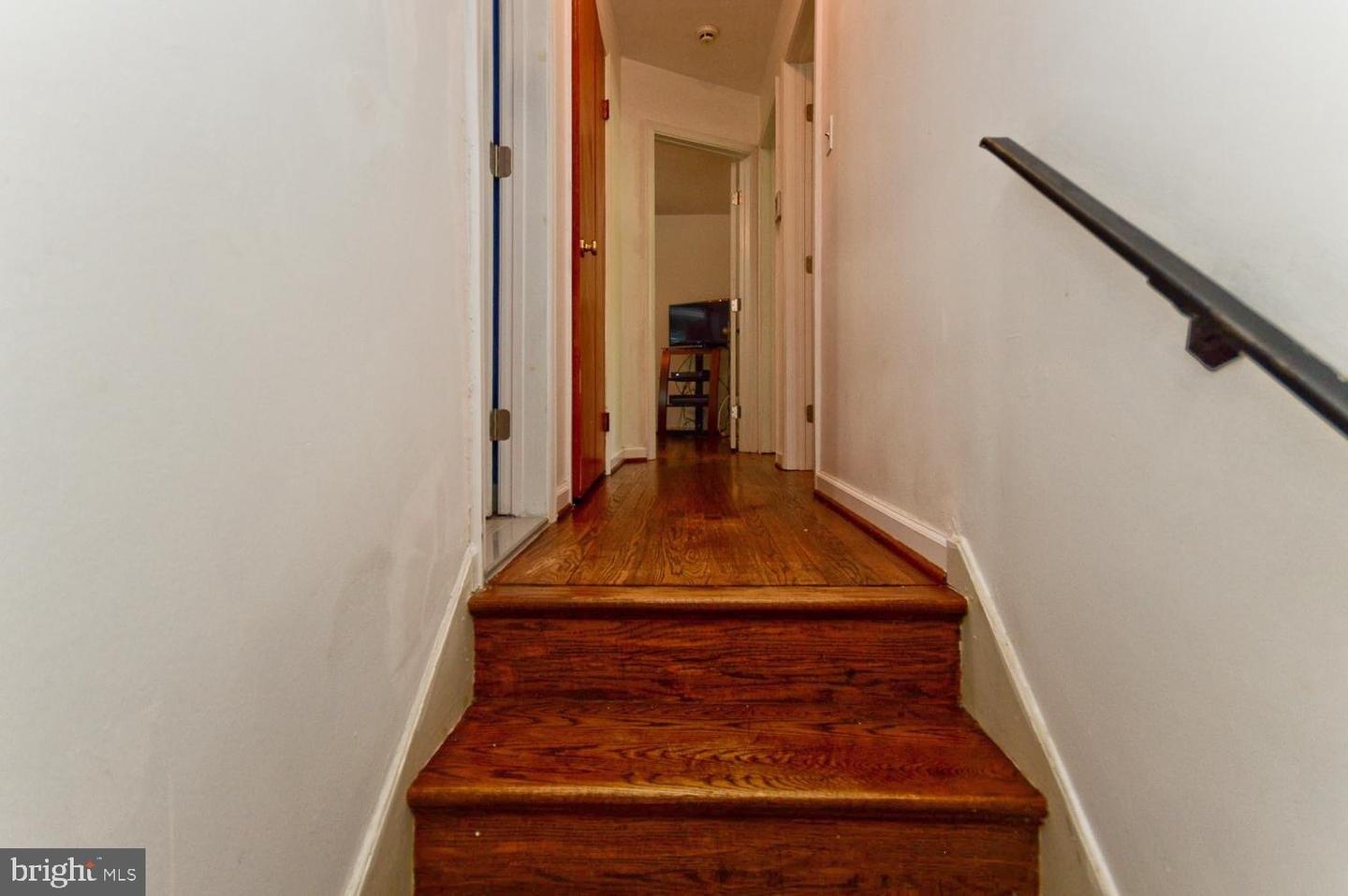 Wessex Dr, Temple Hills, MD 20748