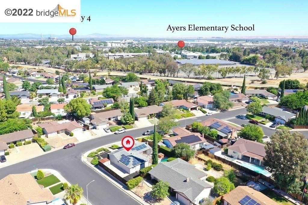 Oakridge Ln, Pittsburg, CA 94565