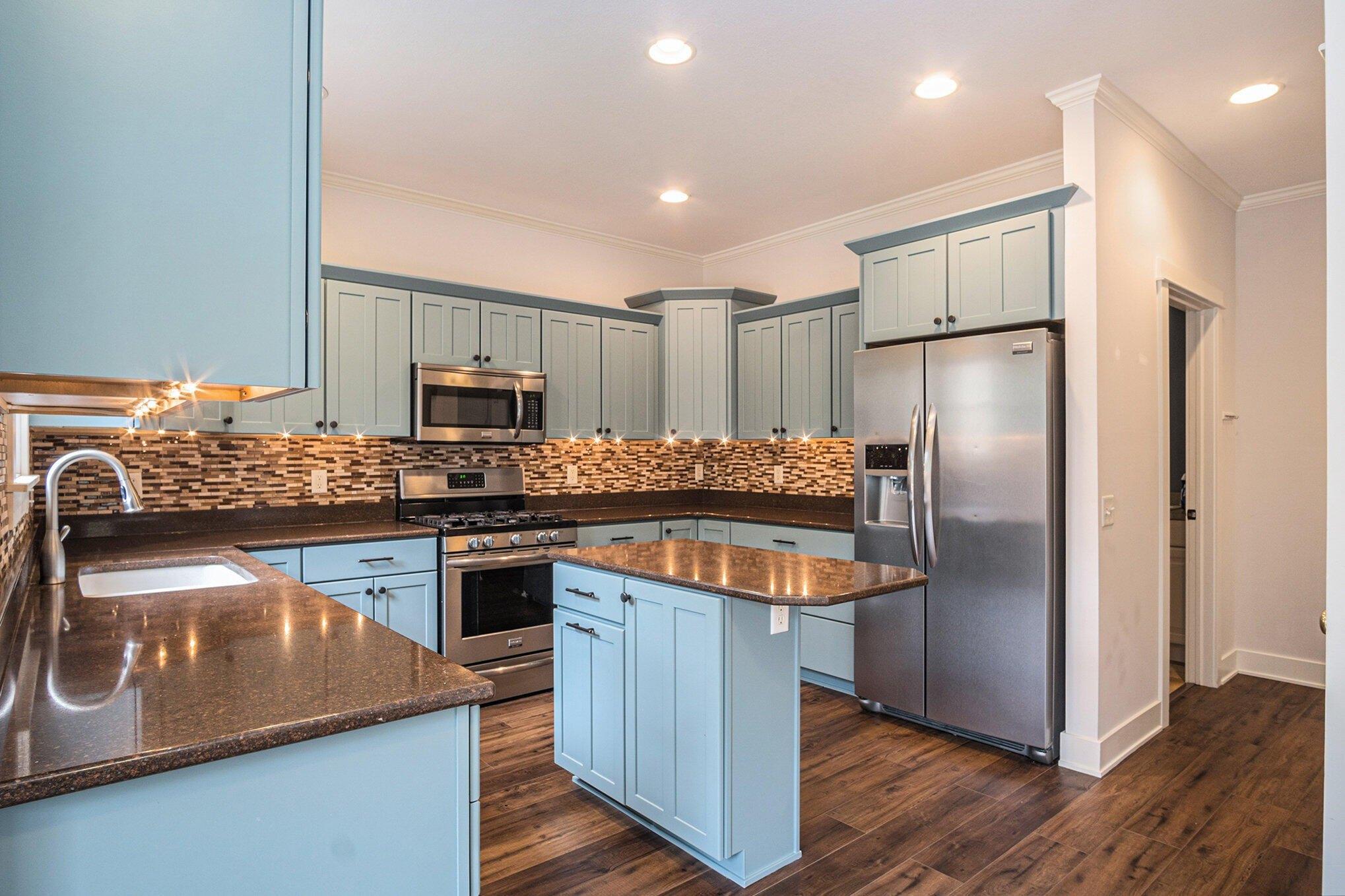 Boulder Dr, Norton Shores, MI 49444