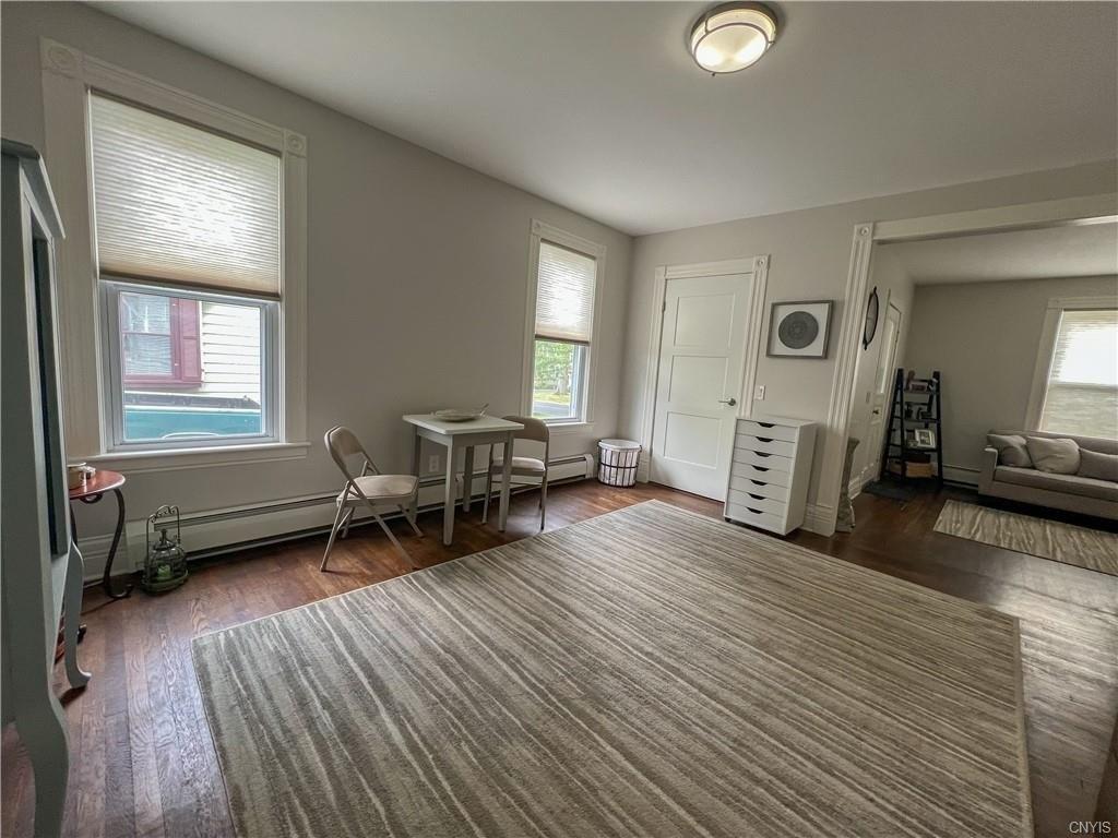N Seward Ave, Auburn, NY 13021