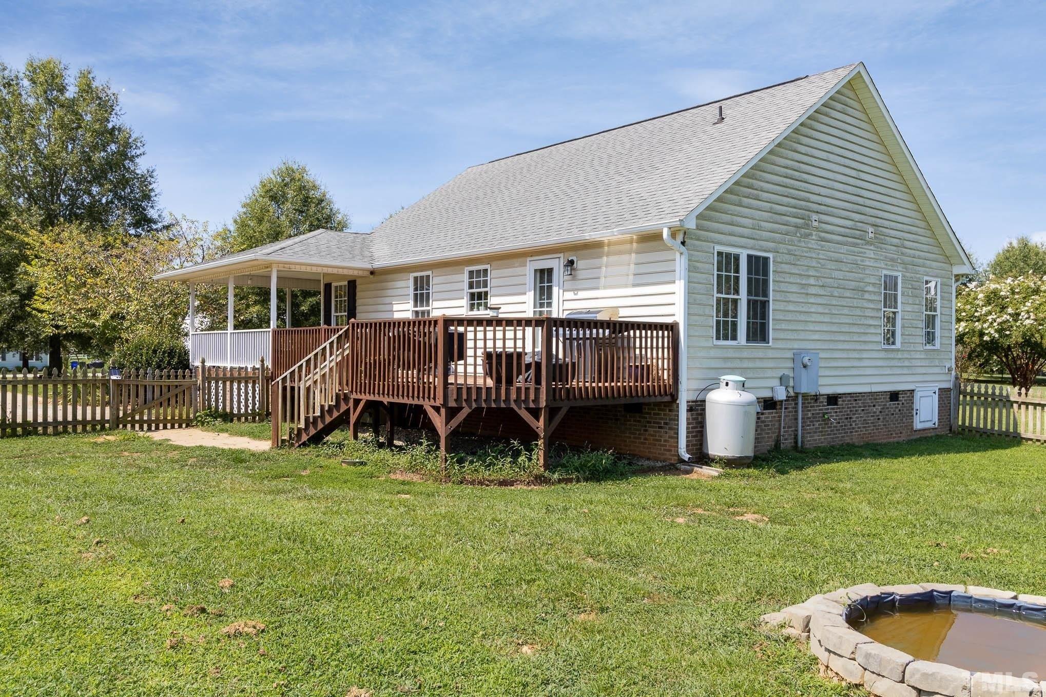 Stacy Ct, Efland, NC 27243