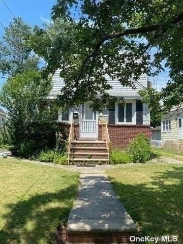 Arlington Ave, Valley Stream, NY 11580