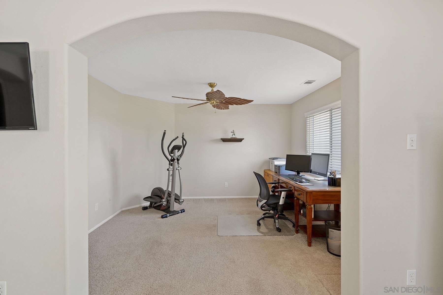Kentfield Dr, Murrieta, CA 92563