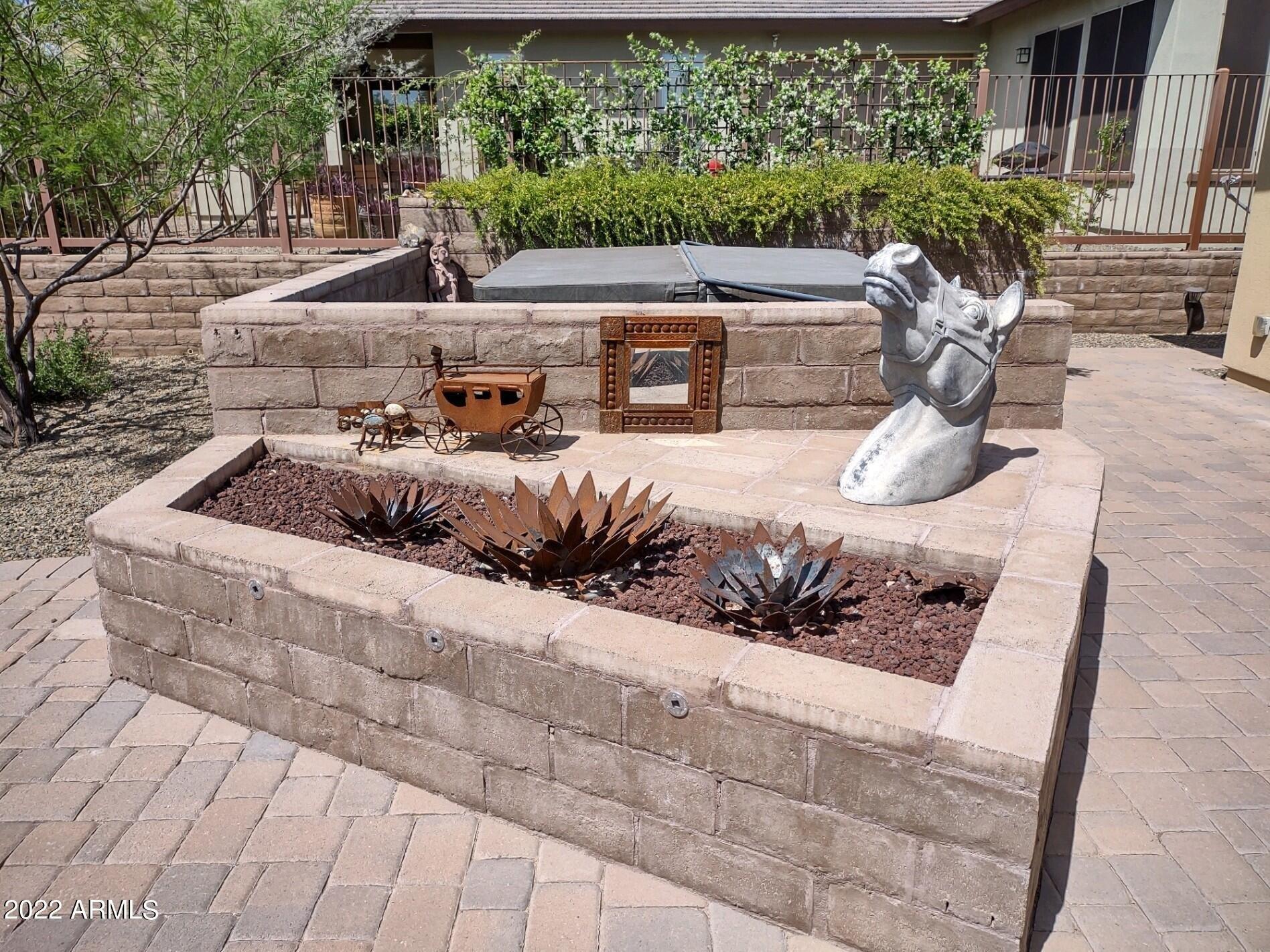 Ridgeview Ter, Wickenburg, AZ 85390