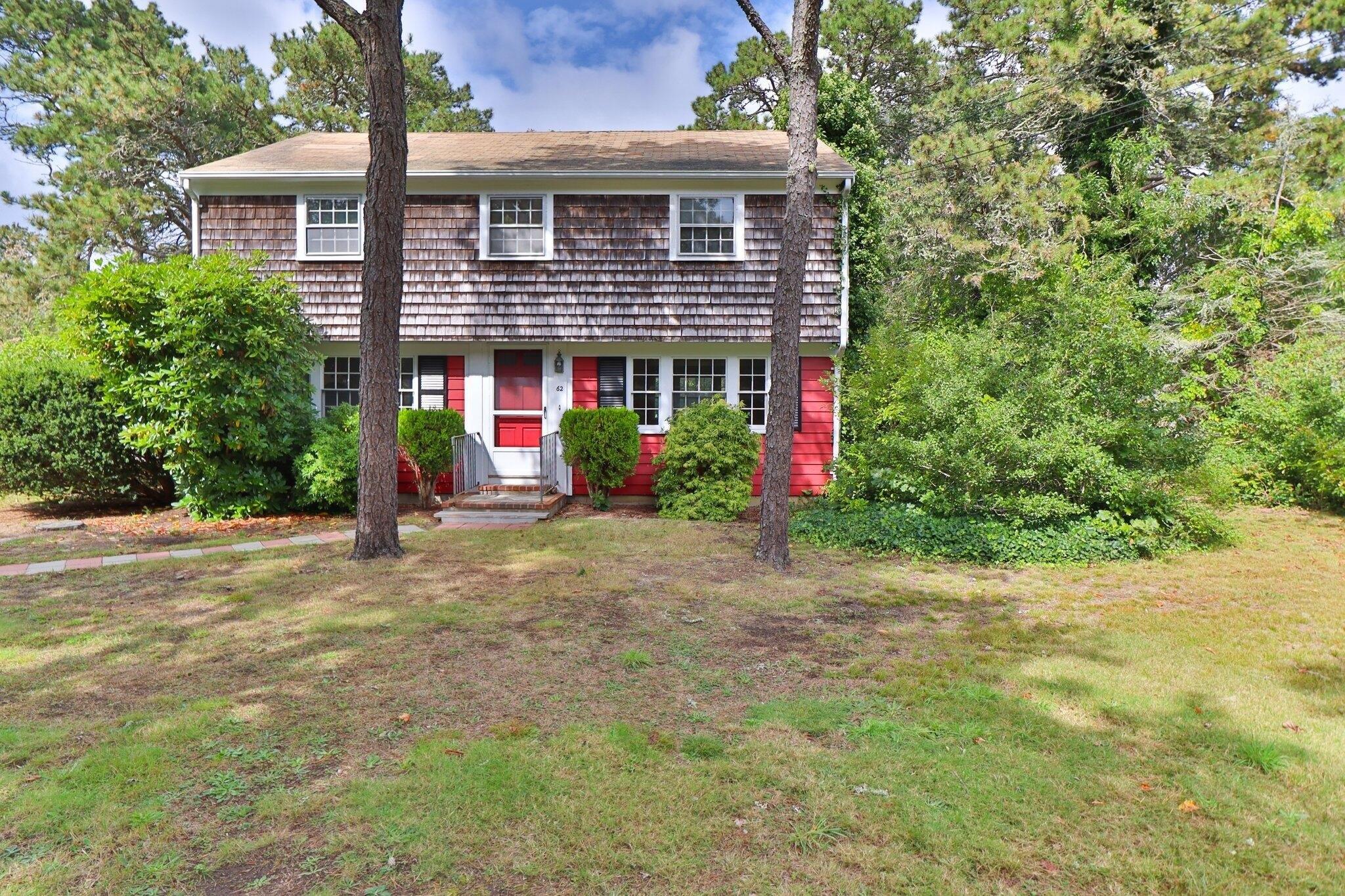Long Rd, Harwich, MA 02645