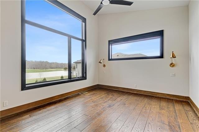 Saint Andrews Ct, Vlg Loch Loyd, MO 64012