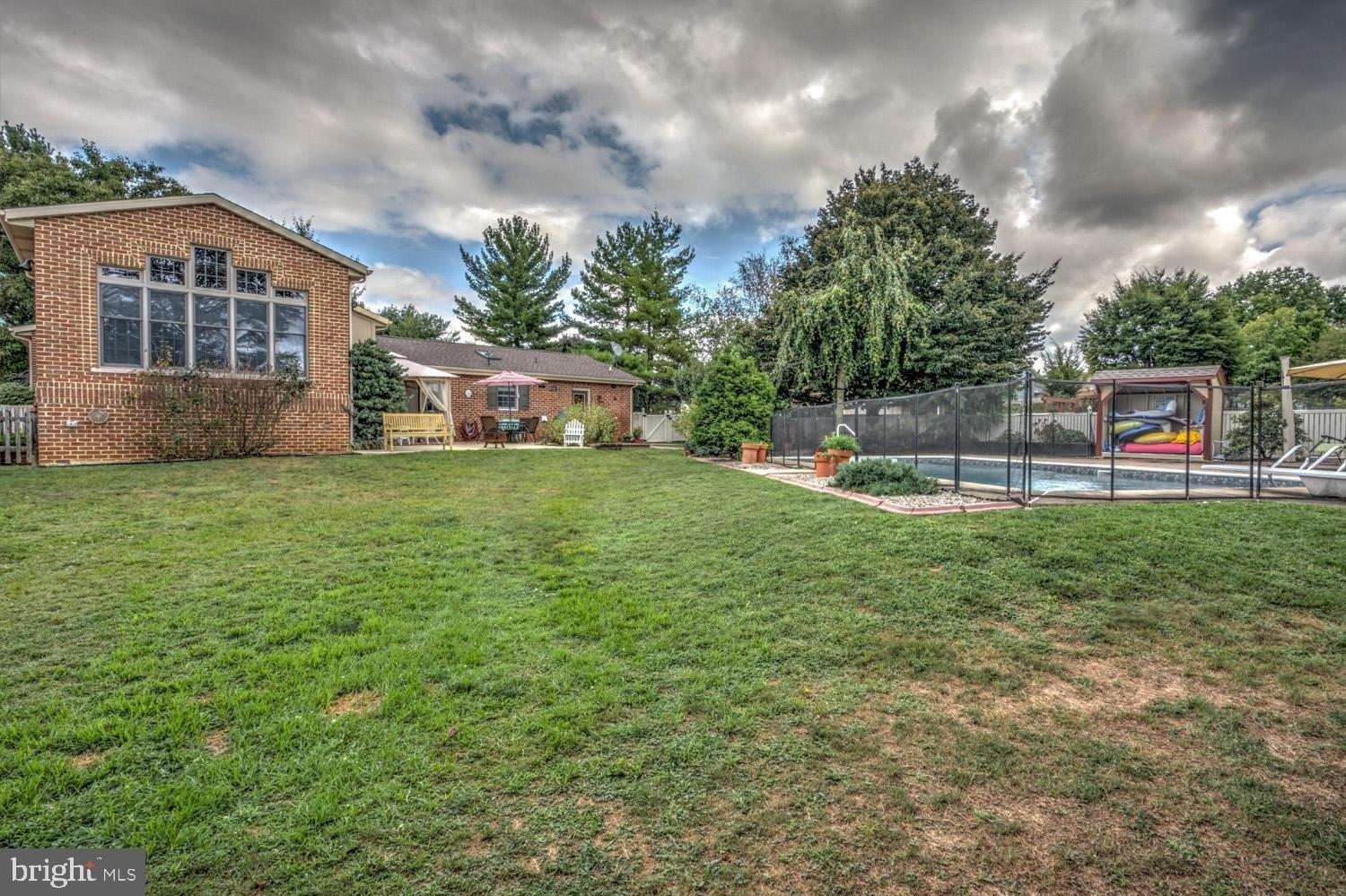 Marie Ave, Ephrata, PA 17522