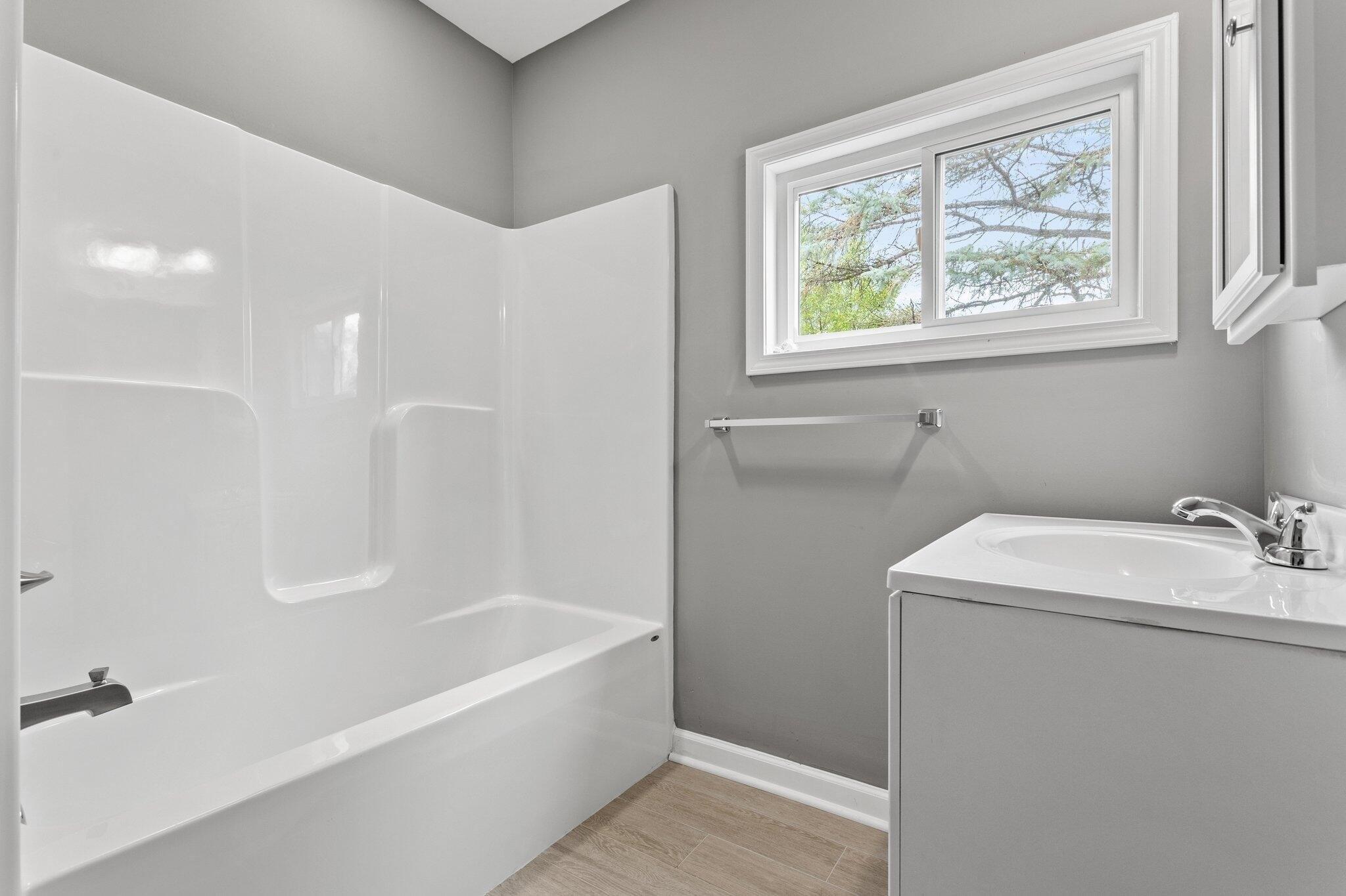 Westgate Dr, Lexington, KY 40504