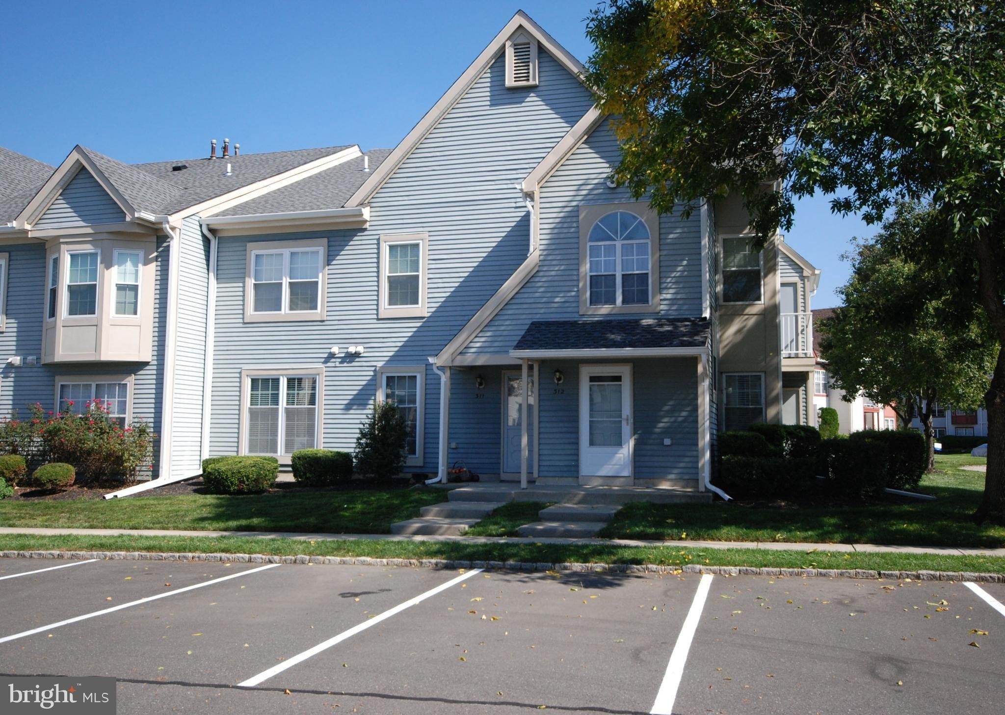 Andover Pl, Robbinsville, NJ 08691