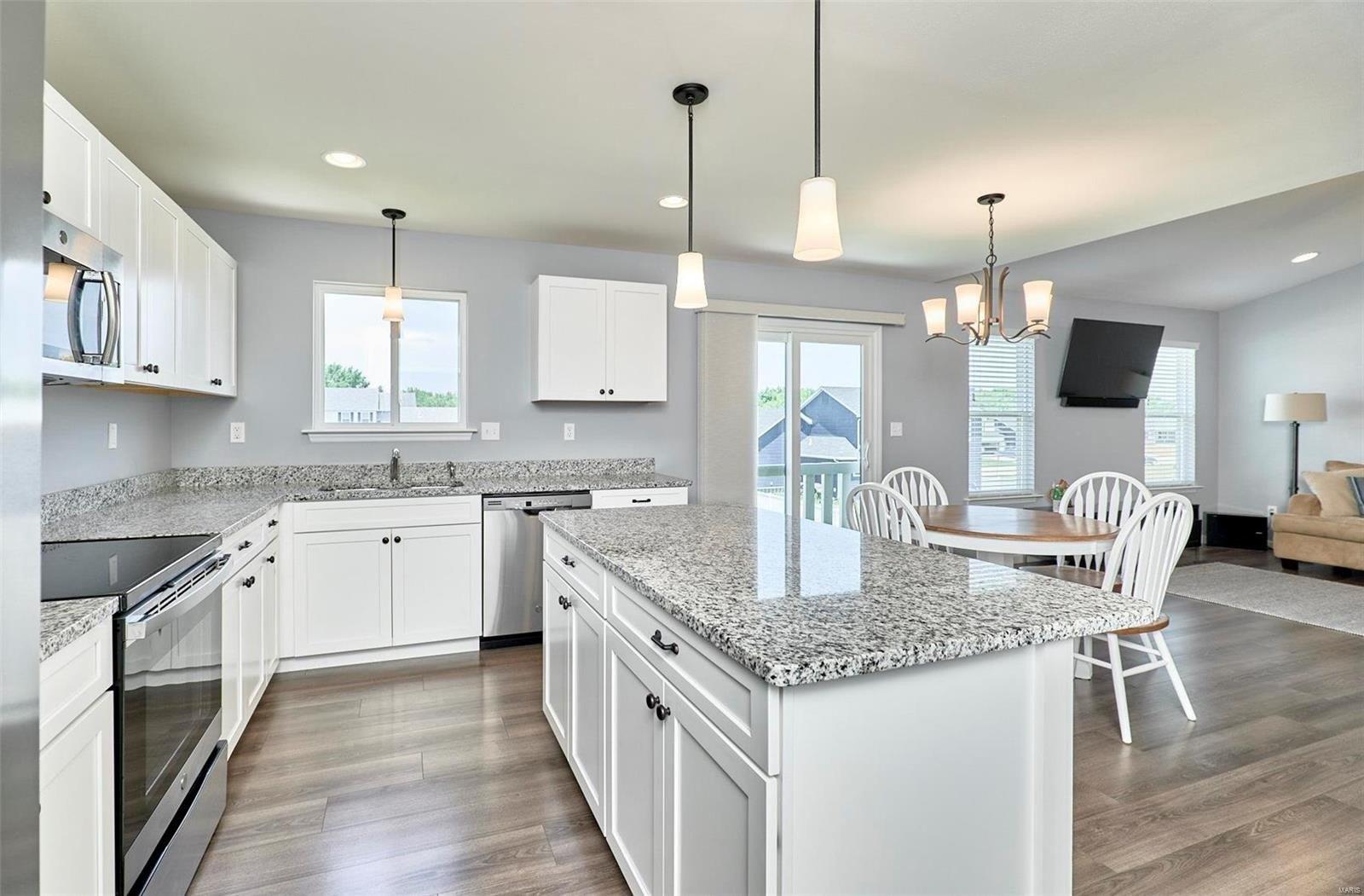 Majestic Lakes Blvd, Moscow Mills, MO 63362