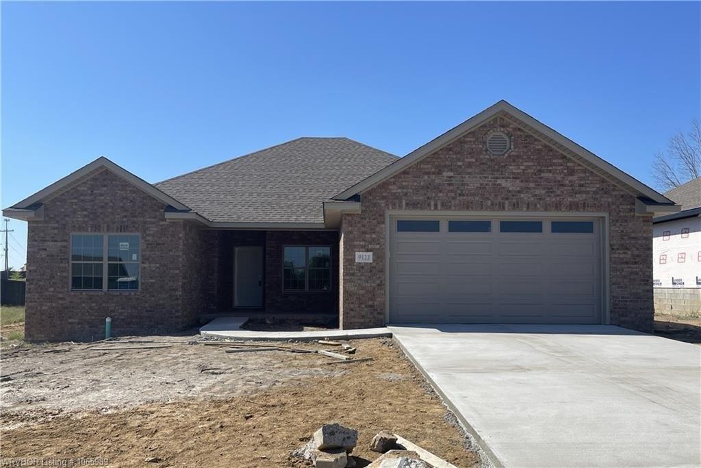Maysview Ln, Fort Smith, AR 72916