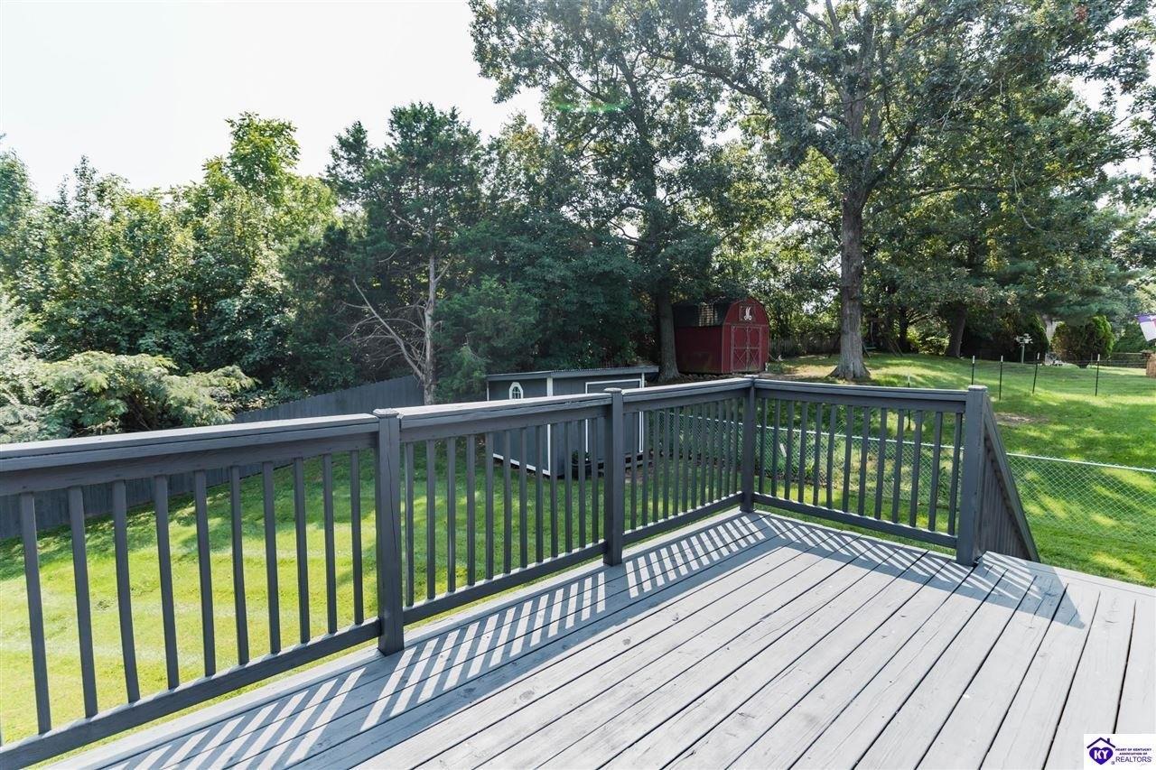 Indiana Trl, Radcliff, KY 40160
