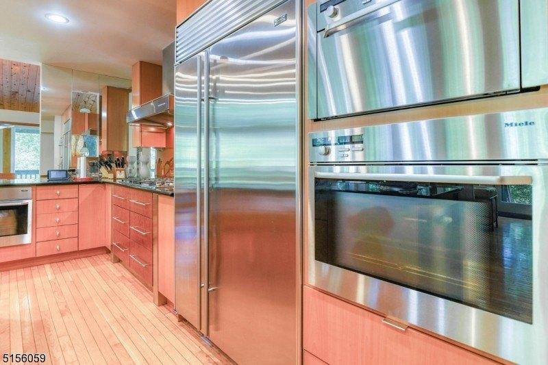 Davids Ln, Hillsborough, NJ 08844