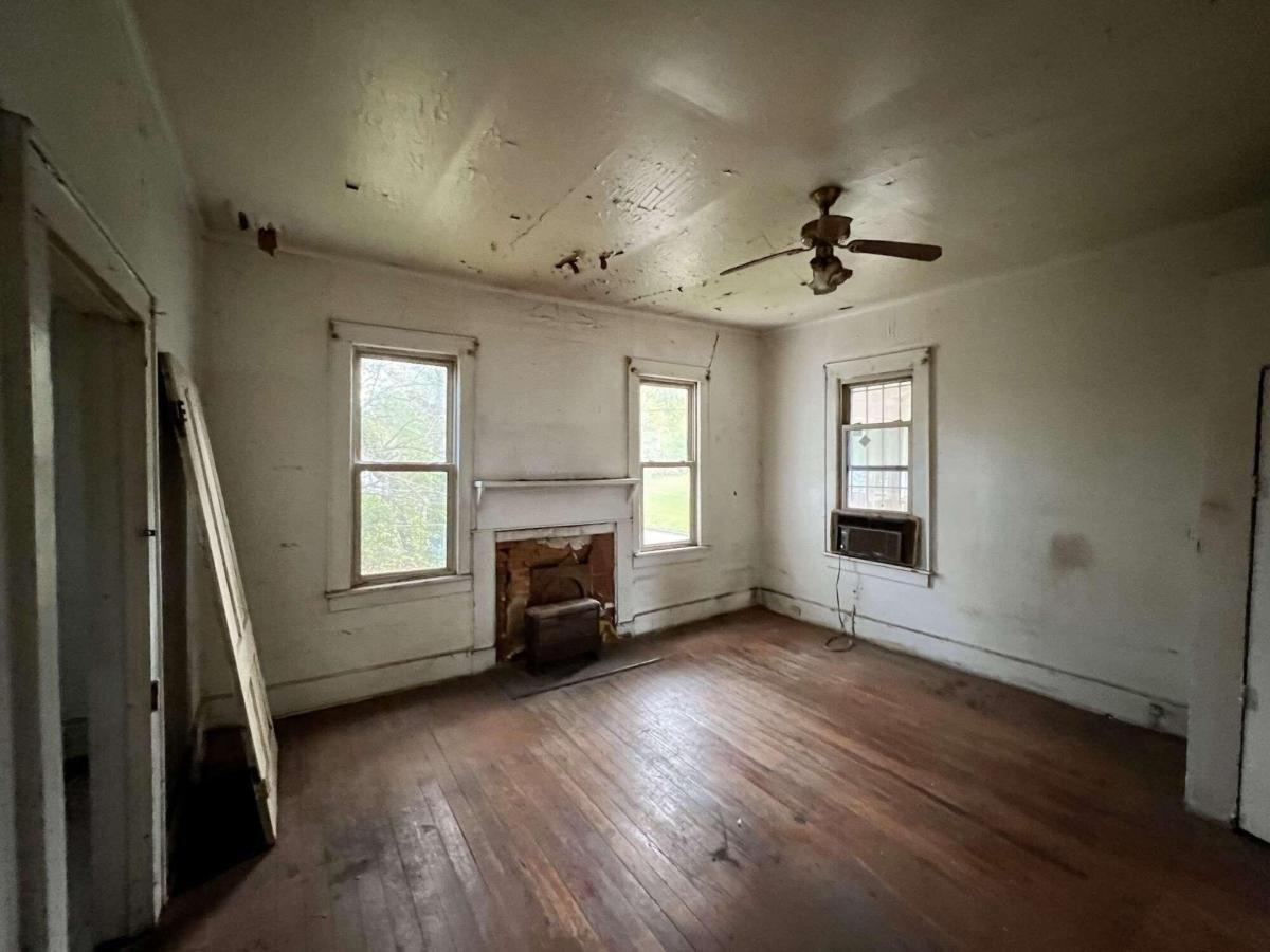 N 10th St, Griffin, GA 30223