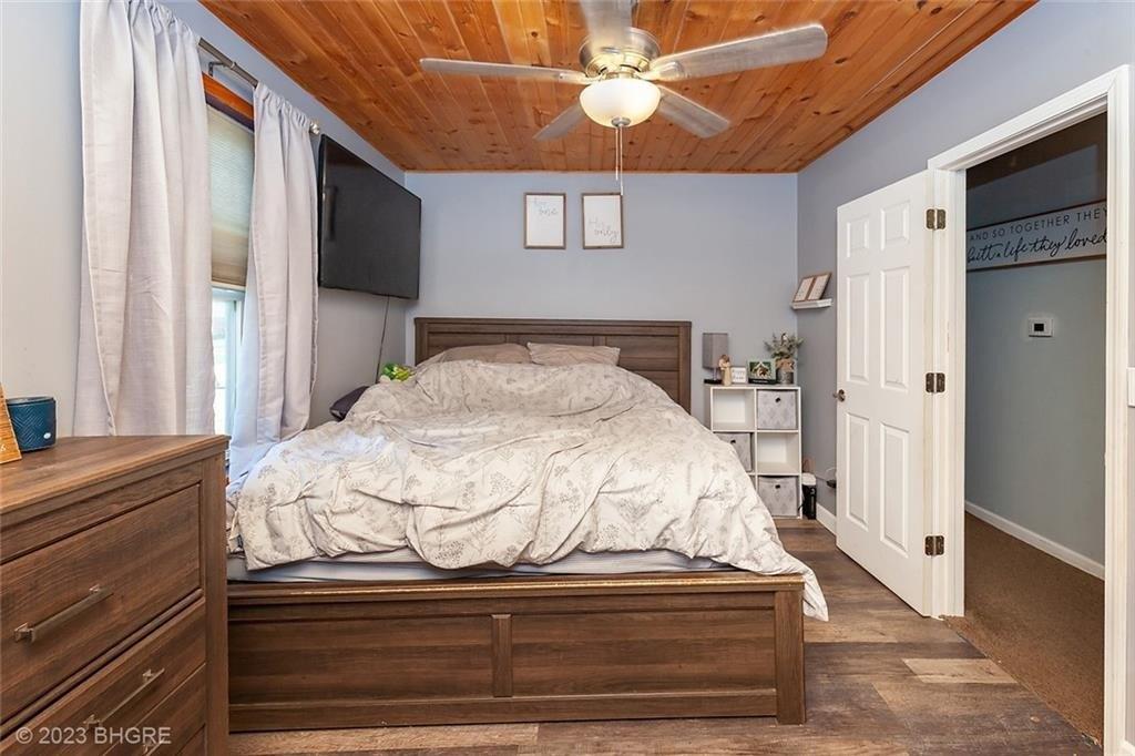 W 1st Ave, Indianola, IA 50125
