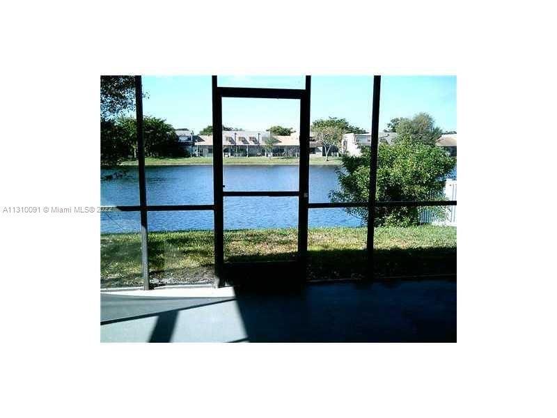 Nw 12th St, Pembroke Pines, FL 33026