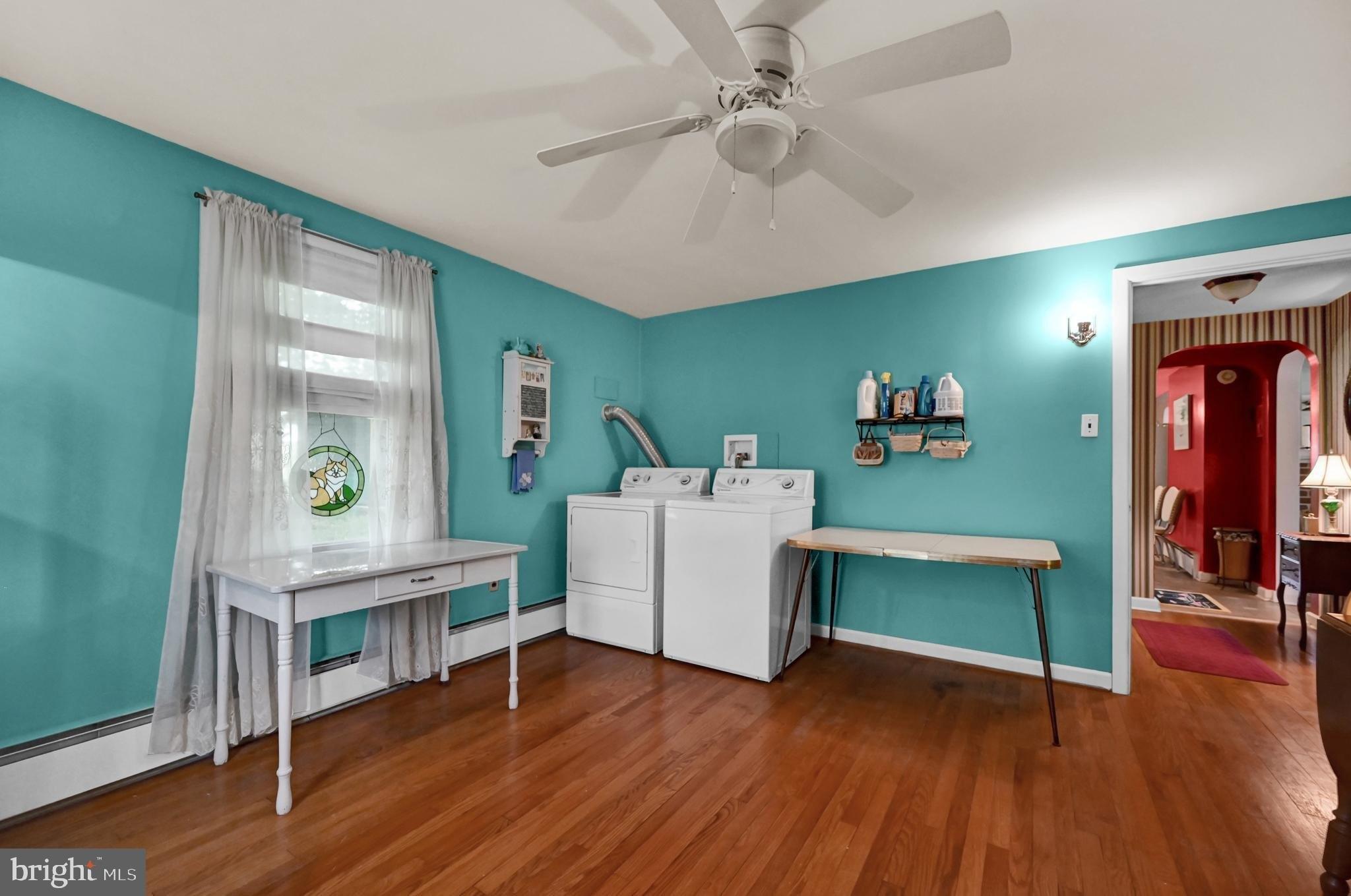 S Grant Rd, Thomasville, PA 17364