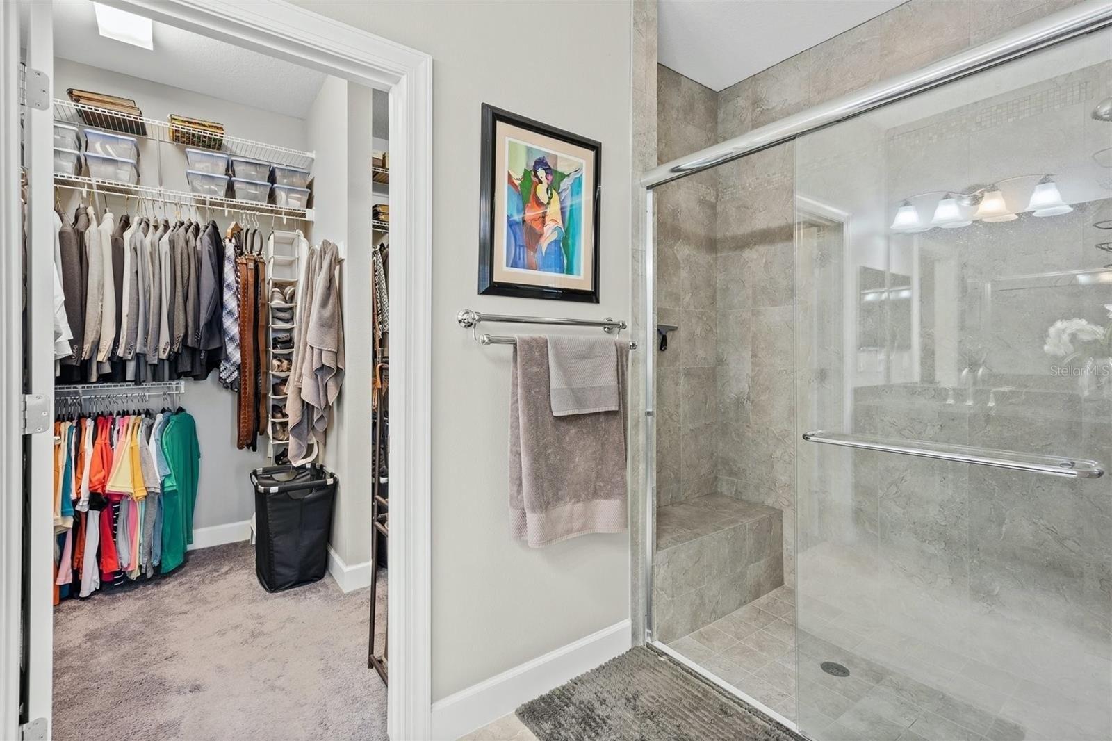 Cavano Dr, Sarasota, FL 34231