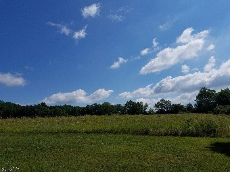 Luchetti Way, Newton, NJ 07860
