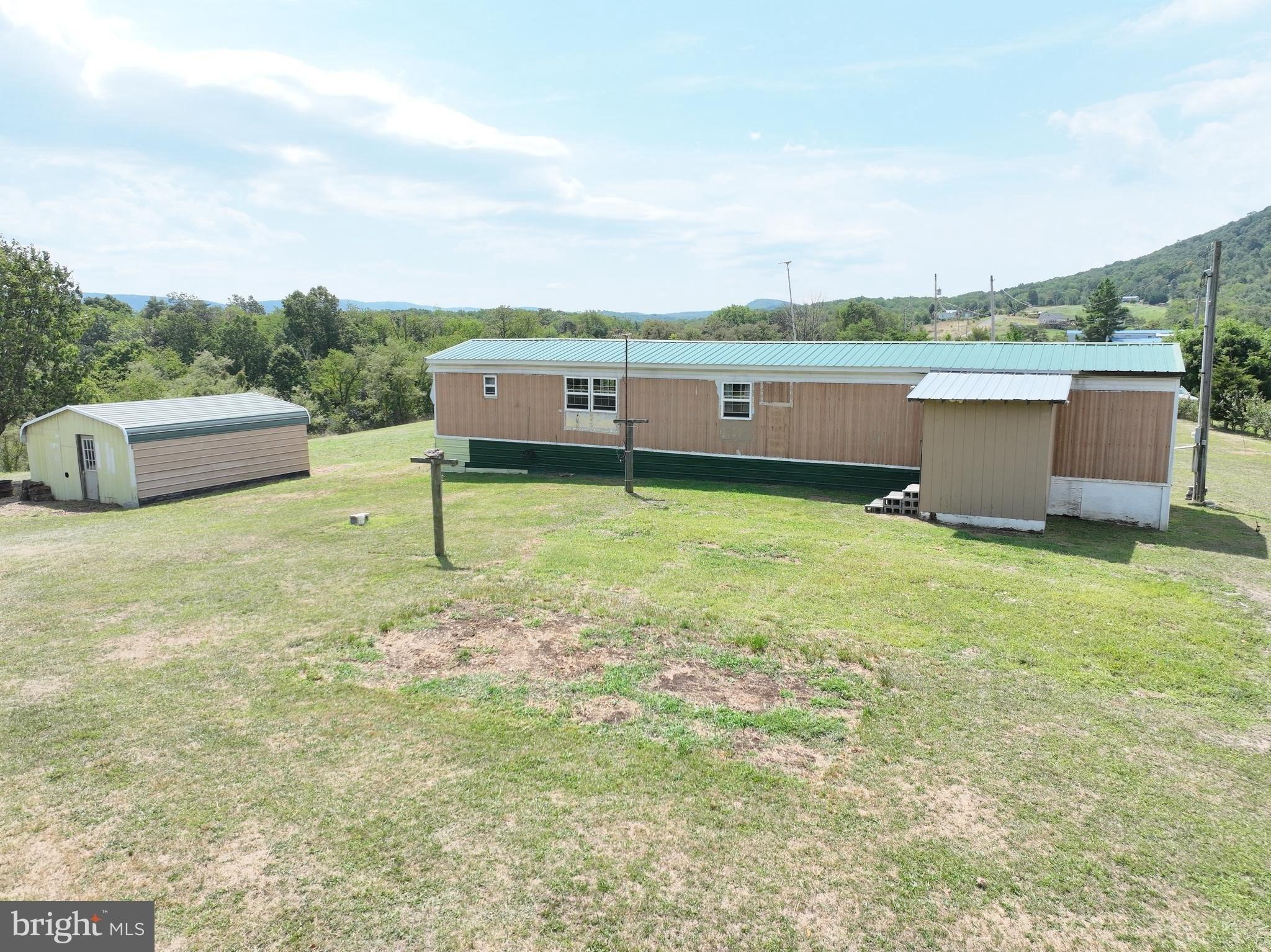 Jordans Way, Shanks, WV 26761