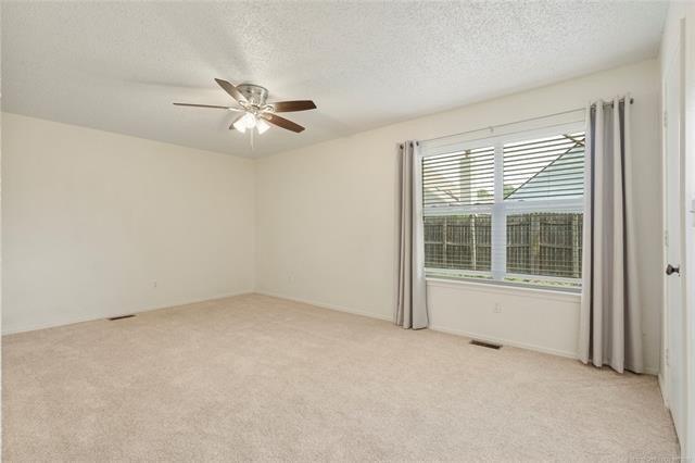 S Maplewood Ave, Tulsa, OK 74137