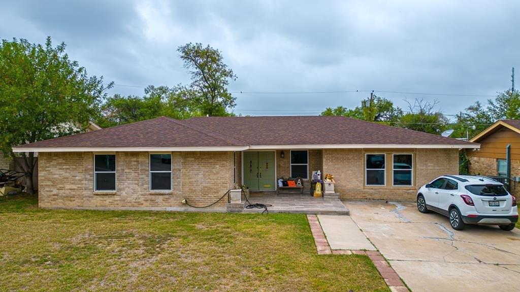 Ricks Dr, Eagle Pass, TX 78852