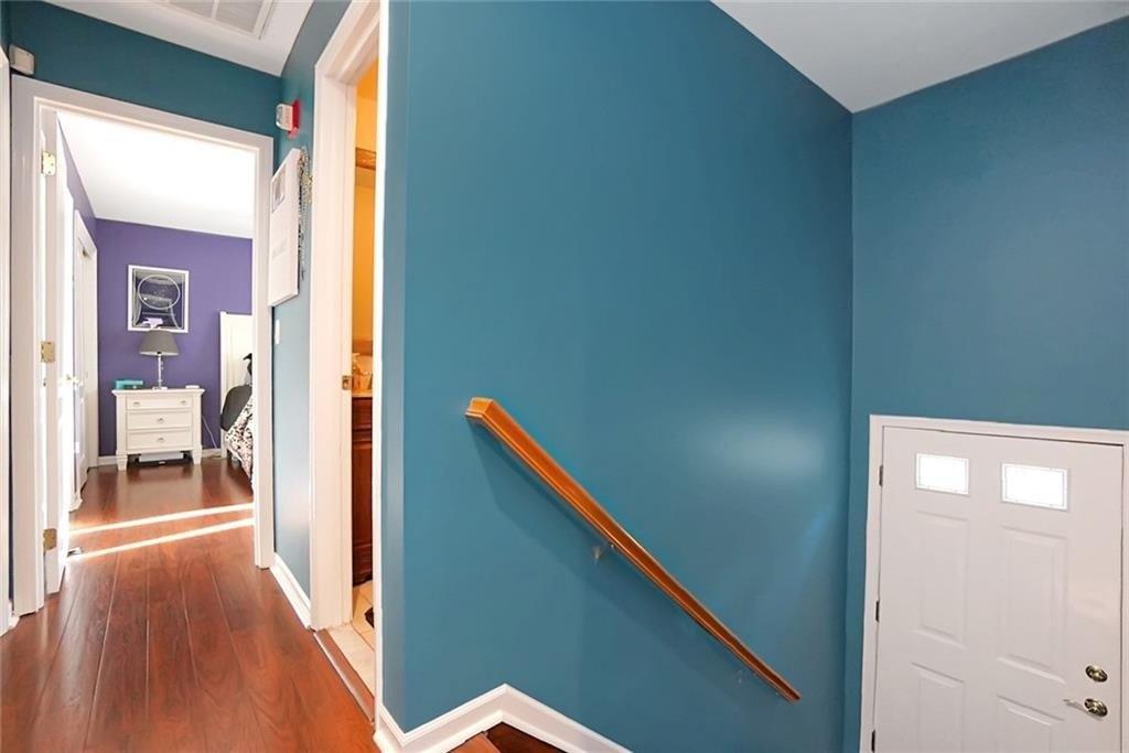 Lulu Ct, Staten Island, NY 10307