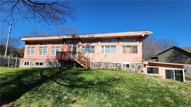 Valentine Ave, Belton, MO 64012