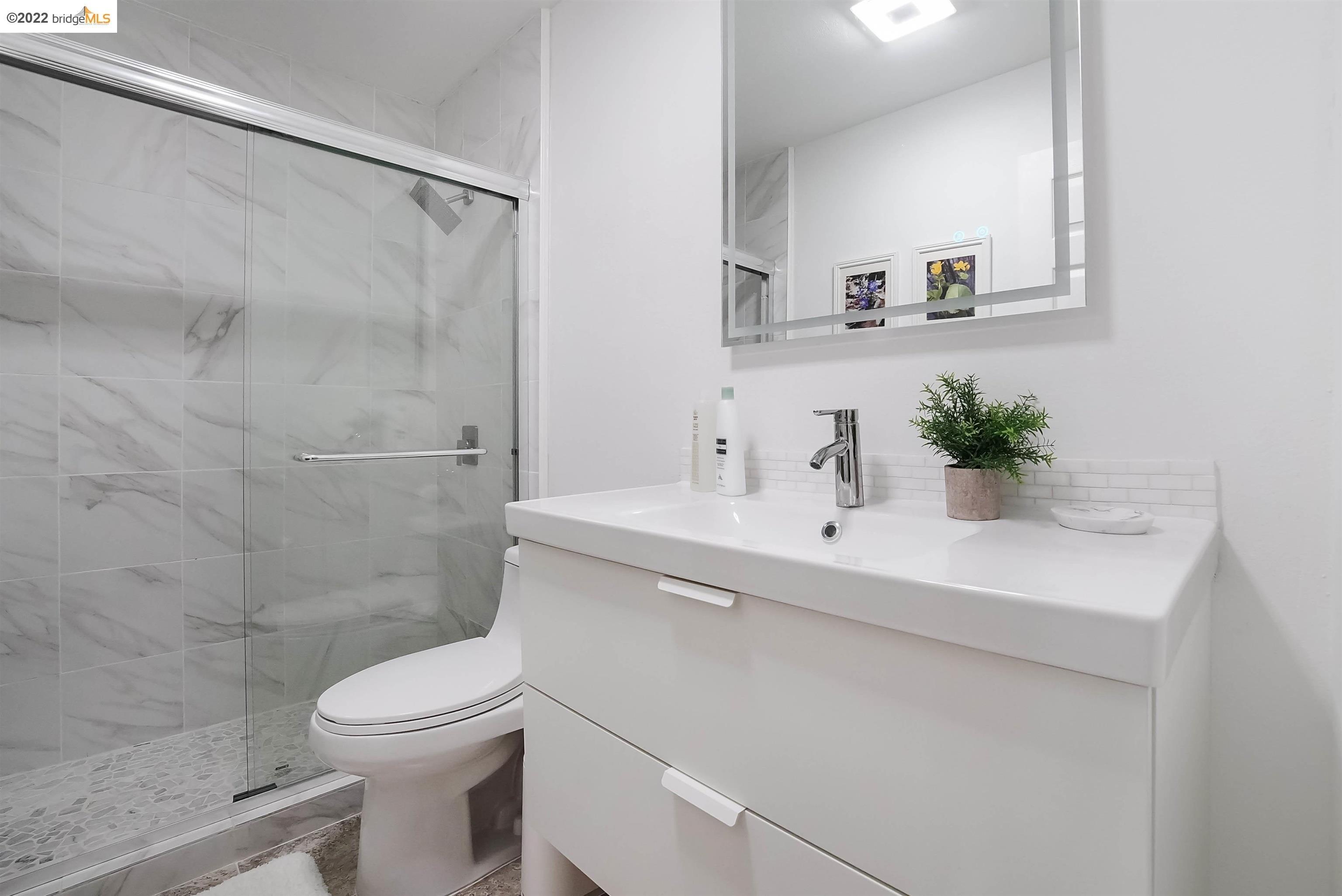 Marina Cir, Discovery Bay, CA 94505