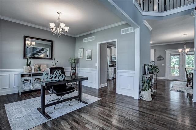 Silverleaf Ct, Liberty, MO 64068