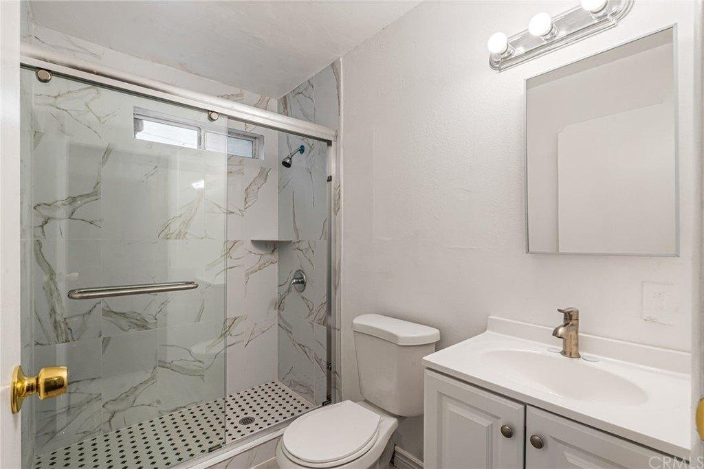 Halladay St, Santa Ana, CA 92707