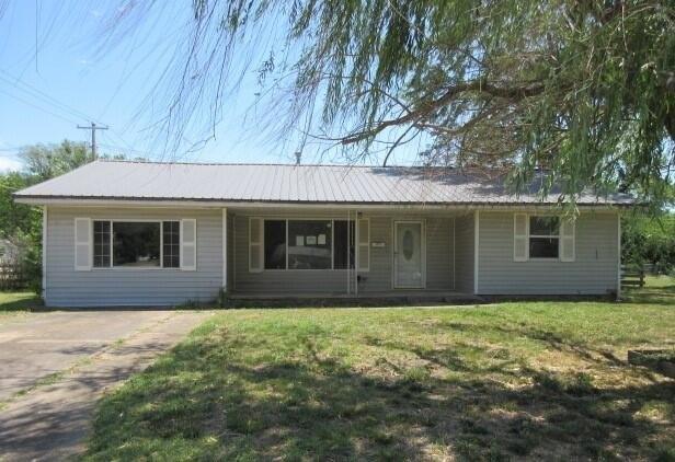 D St Se, Miami, OK 74354
