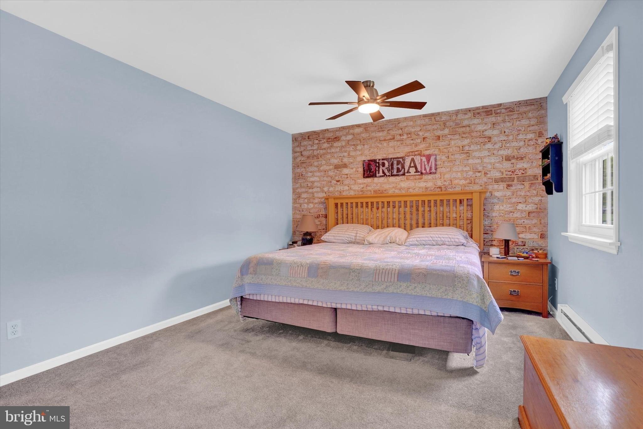 Bernhard Ave, Mount Joy, PA 17552