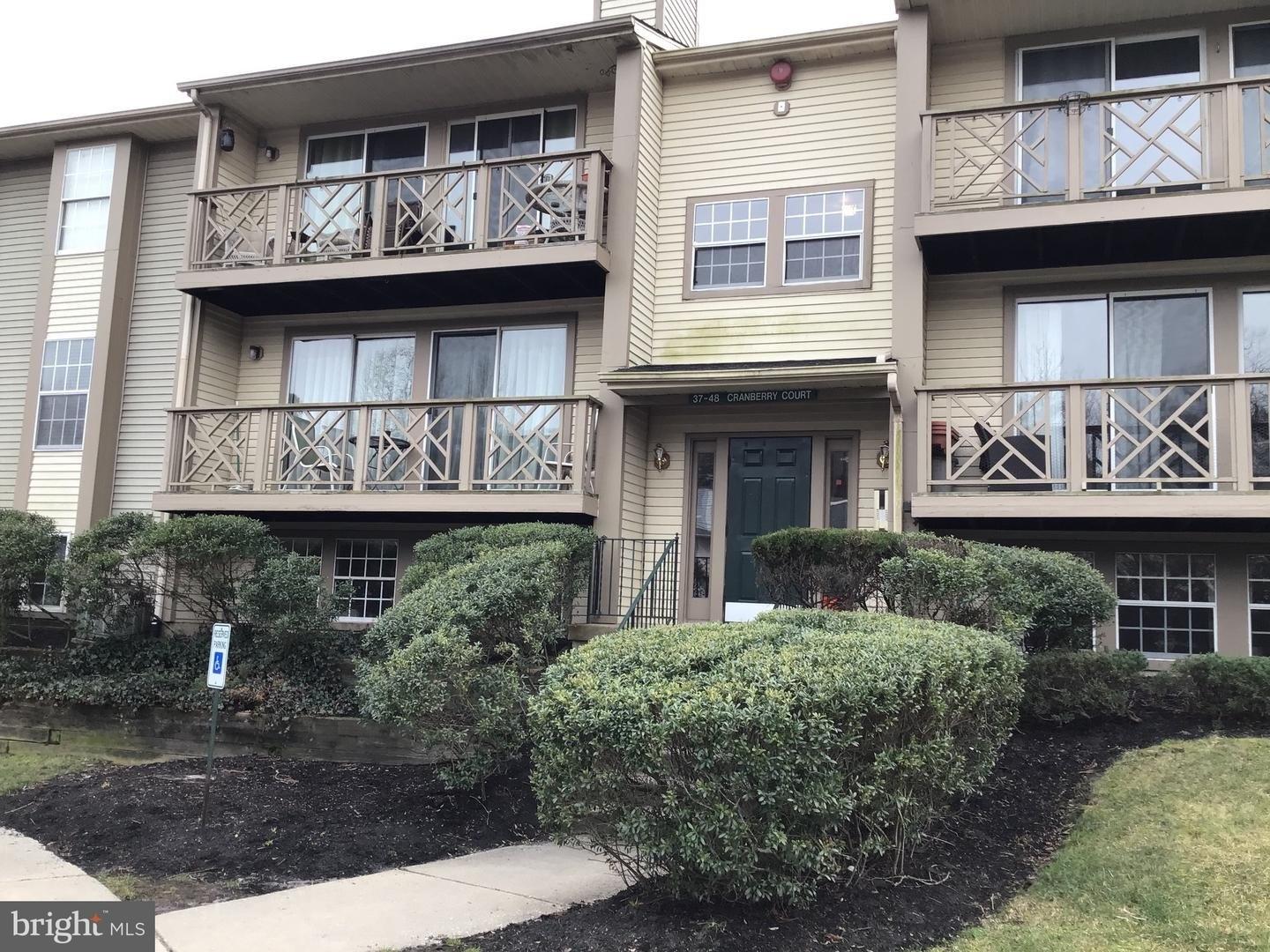 Cranberry Ct, Marlton, NJ 08053