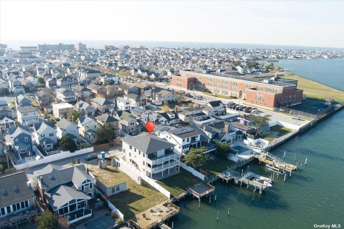 W Bay Dr, Long Beach, NY 11561