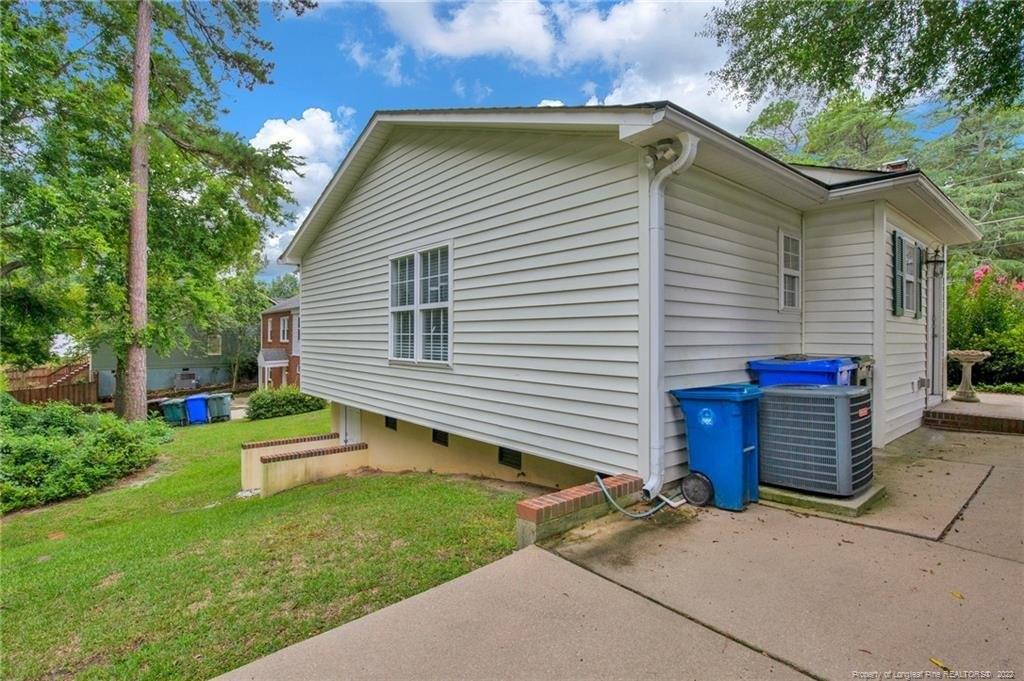 Westmont Dr, Fayetteville, NC 28305
