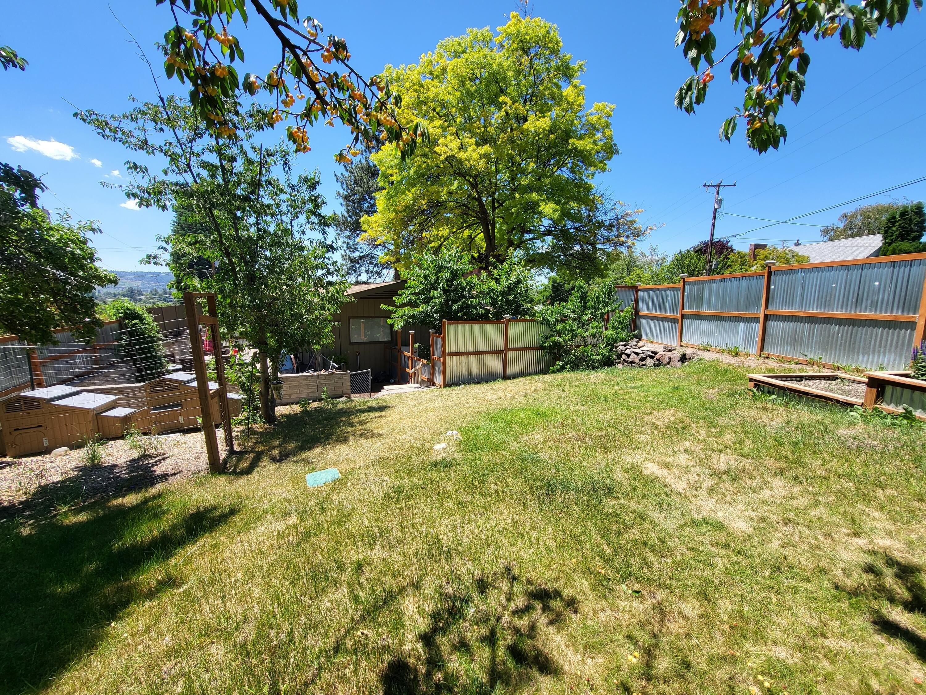 Van Ness Ave, Klamath Falls, OR 97601