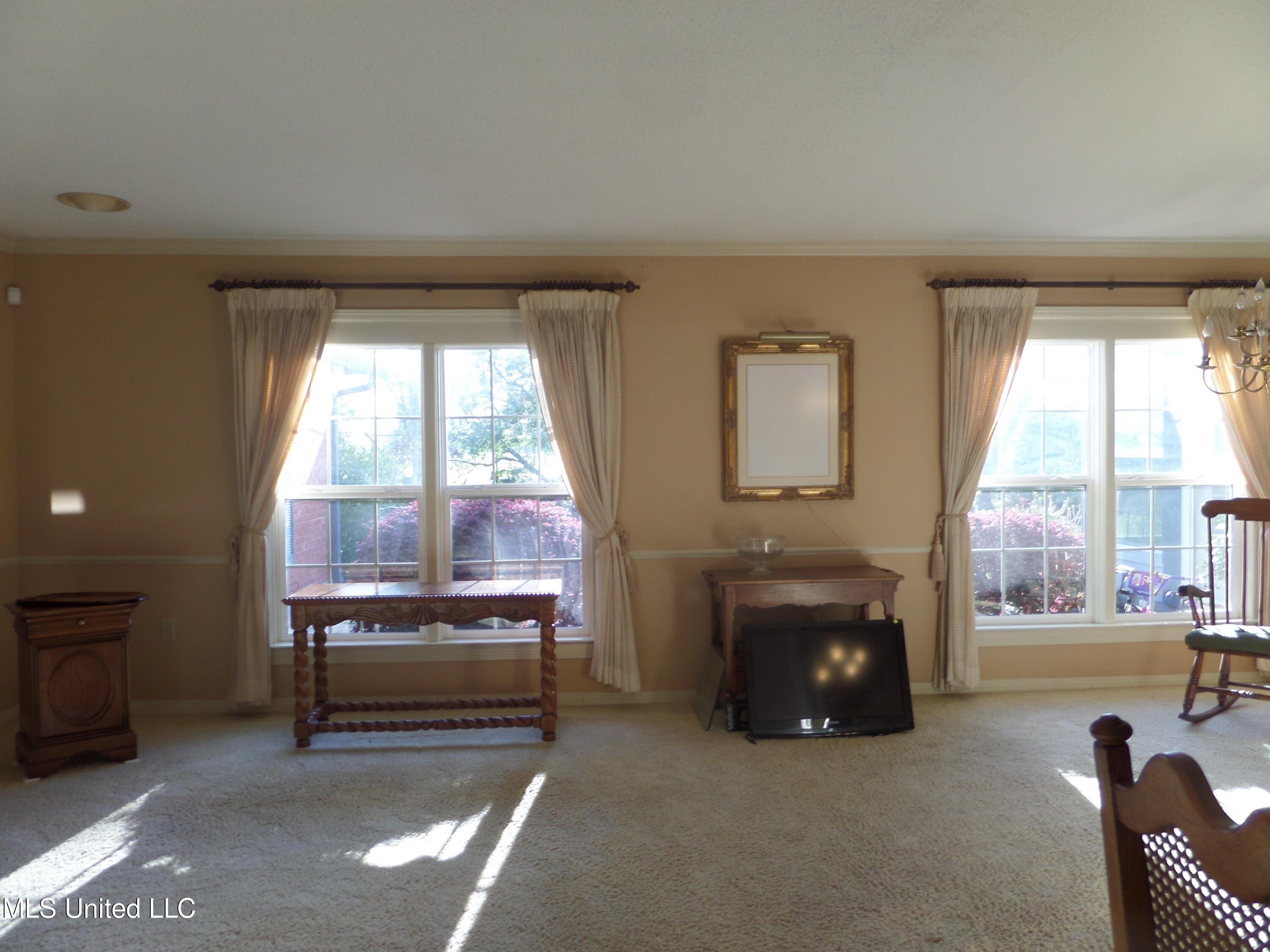 Sarazen Dr, Gulfport, MS 39507