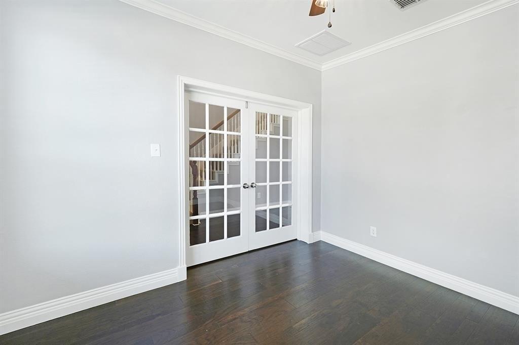 Dawn Mist Dr, Little Elm, TX 75068