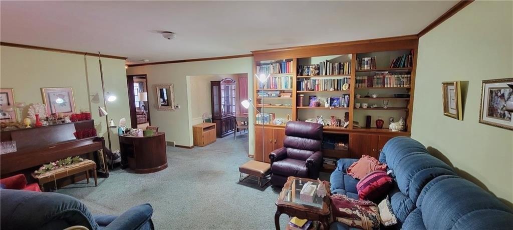 Center St, Des Moines, IA 50312